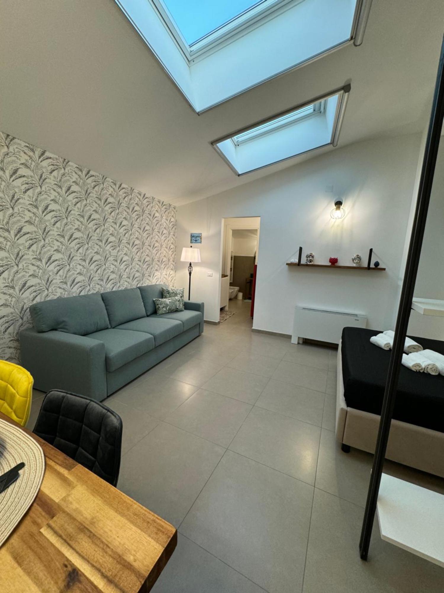 Arcorosaapartment Palermo Centro Exteriör bild