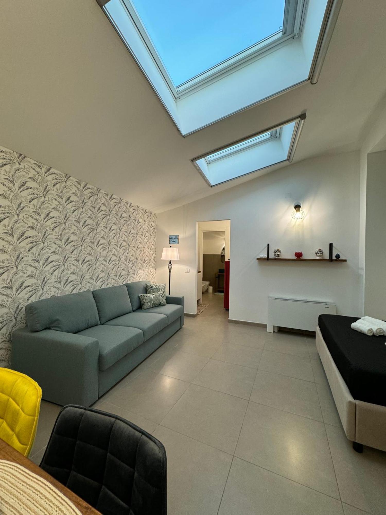 Arcorosaapartment Palermo Centro Exteriör bild